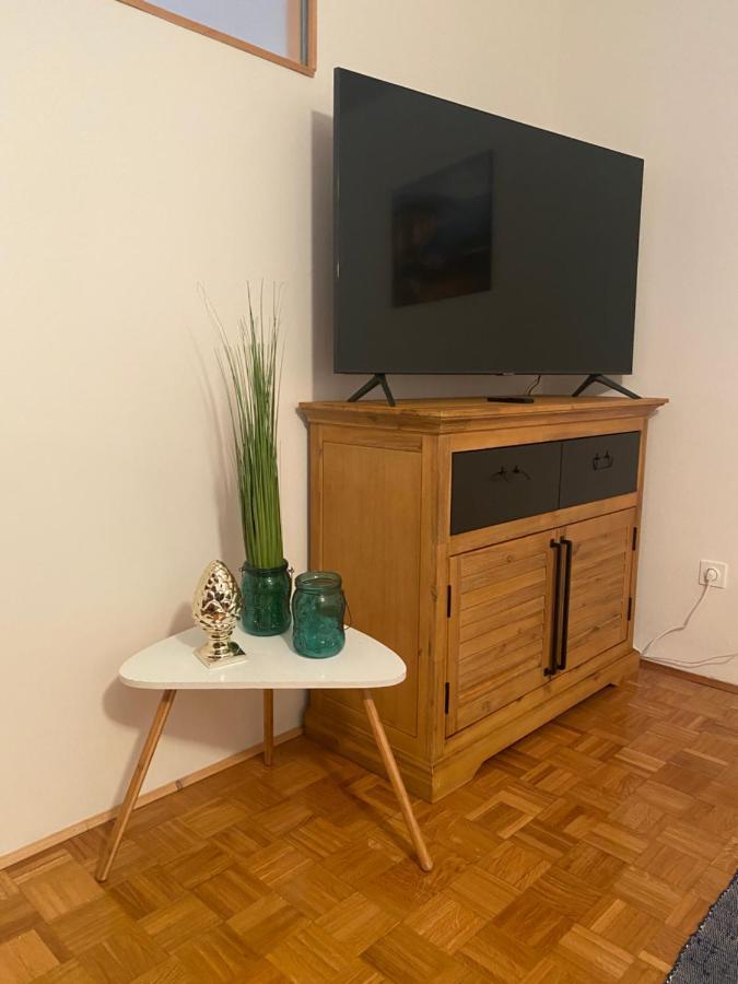 Apartment Privlaka Direkt Am Strand Mit Klima Und Neuem Badezimmer Haustiere Sind Willkommen 外观 照片
