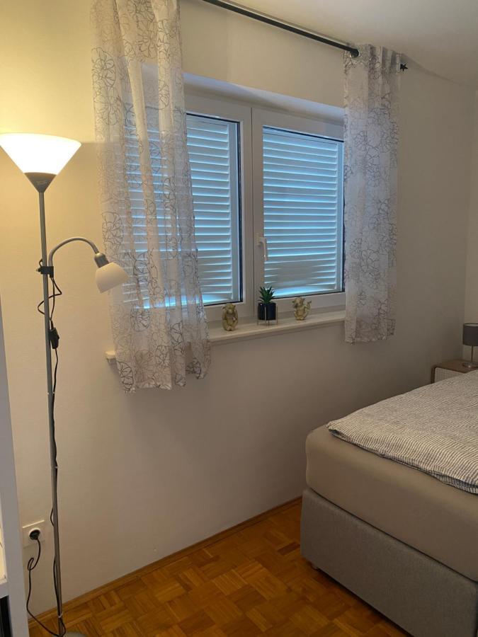 Apartment Privlaka Direkt Am Strand Mit Klima Und Neuem Badezimmer Haustiere Sind Willkommen 外观 照片