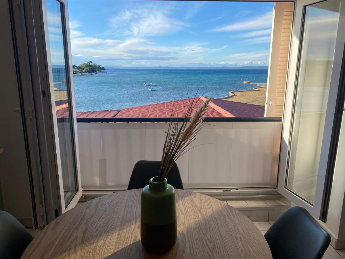 Apartment Privlaka Direkt Am Strand Mit Klima Und Neuem Badezimmer Haustiere Sind Willkommen 外观 照片
