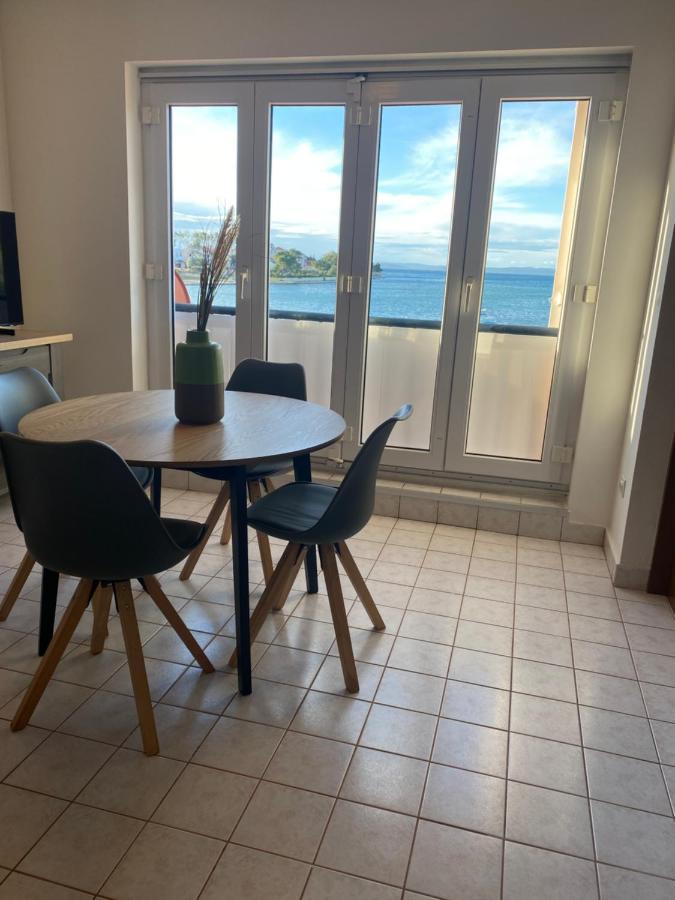 Apartment Privlaka Direkt Am Strand Mit Klima Und Neuem Badezimmer Haustiere Sind Willkommen 外观 照片