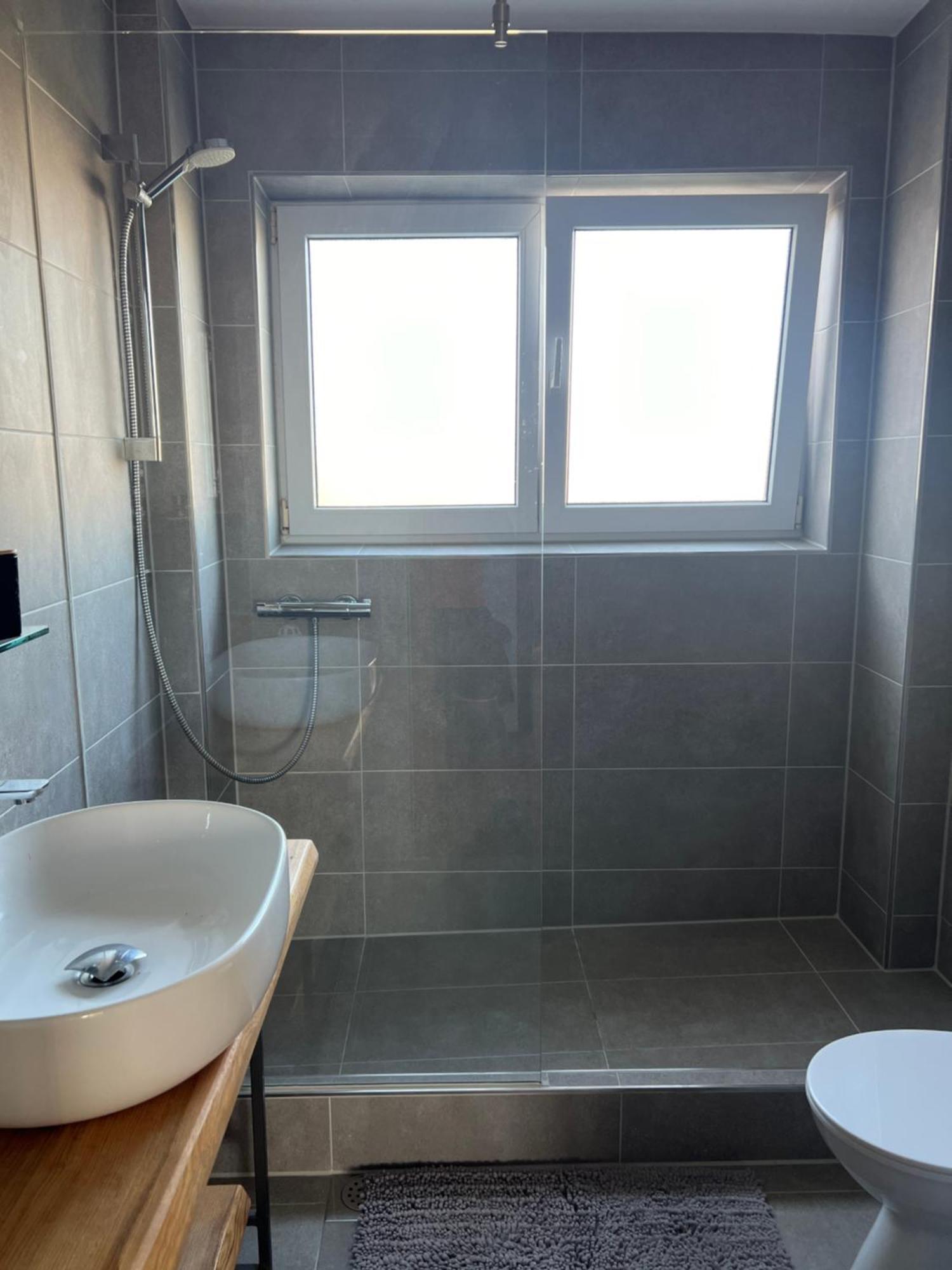Apartment Privlaka Direkt Am Strand Mit Klima Und Neuem Badezimmer Haustiere Sind Willkommen 外观 照片